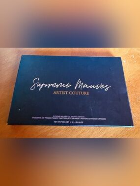 Artist Couture Supreme Mauves Eyeshadow Palette